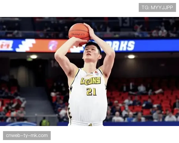 纪录之夜：胡金秋砍下45分创生涯新高，广厦内线战术执行力获赞誉